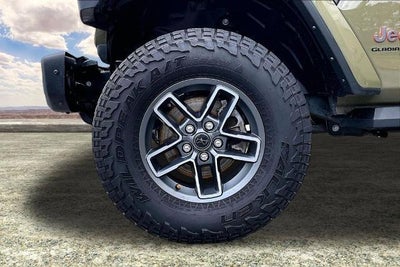 2025 Jeep Gladiator Mojave X