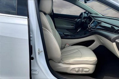 2017 Buick LaCrosse Essence