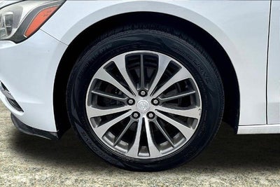 2017 Buick LaCrosse Essence