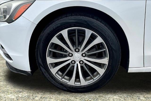 2017 Buick LaCrosse Essence