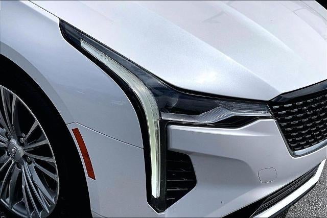 2021 Cadillac CT4 Premium Luxury