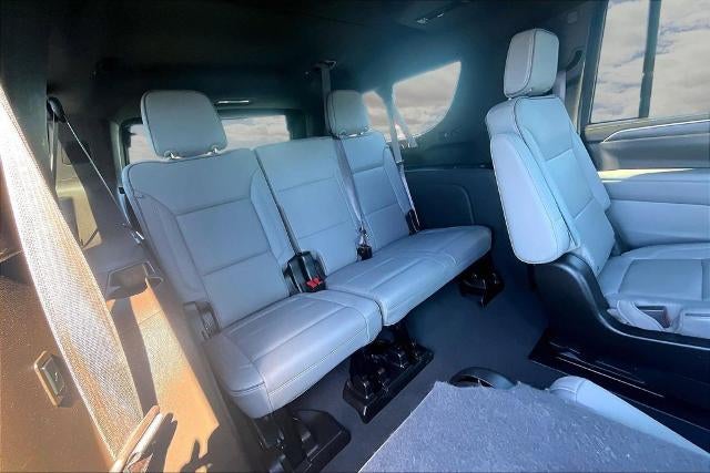 2023 GMC Yukon XL SLT