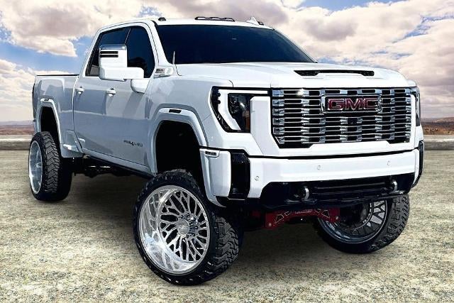 2025 GMC Sierra 2500 HD AT4