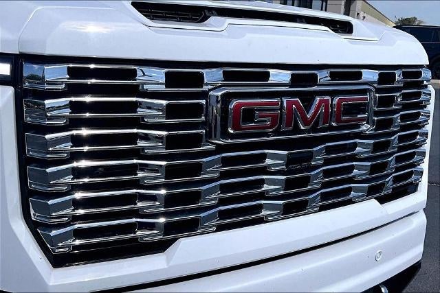 2025 GMC Sierra 2500 HD AT4