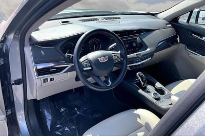 2023 Cadillac XT4 Luxury