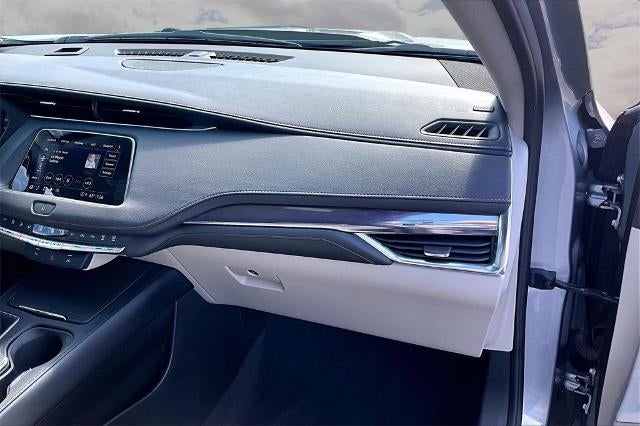 2023 Cadillac XT4 Luxury