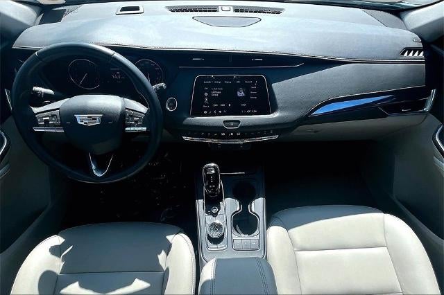 2023 Cadillac XT4 Luxury