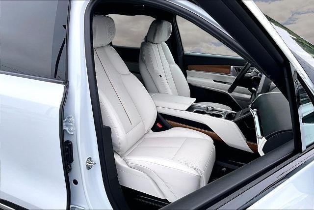 2027 Cadillac VISTIQ Luxury