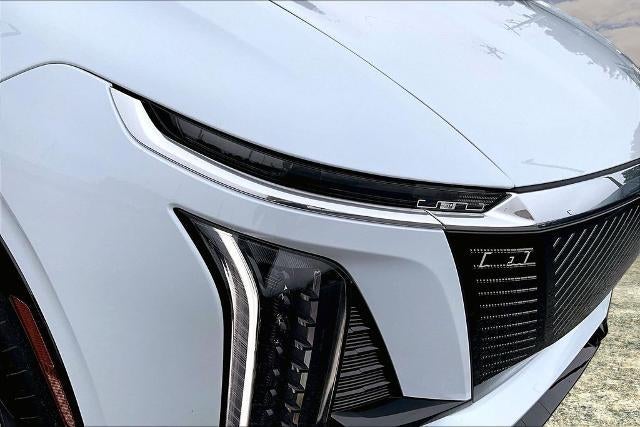 2027 Cadillac VISTIQ Luxury