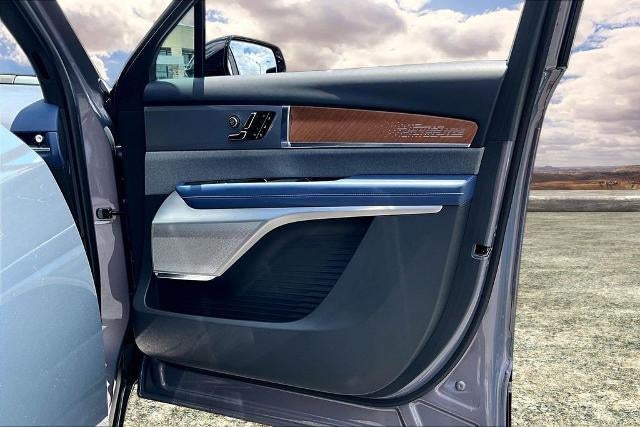 2026 Cadillac VISTIQ Premium Luxury