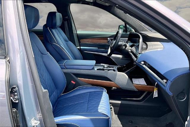 2026 Cadillac VISTIQ Premium Luxury