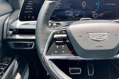 2026 Cadillac VISTIQ Sport