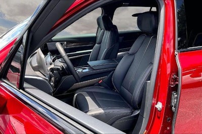 2026 Cadillac VISTIQ Sport
