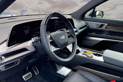 2026 Cadillac VISTIQ Sport