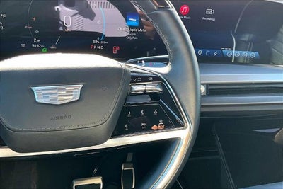 2026 Cadillac VISTIQ Platinum