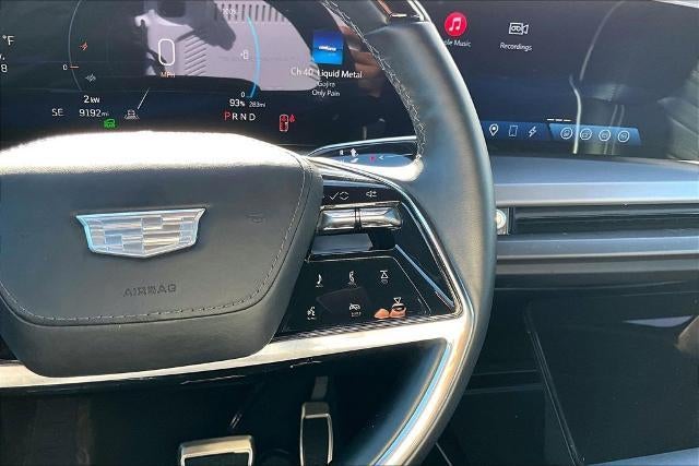 2026 Cadillac VISTIQ Platinum