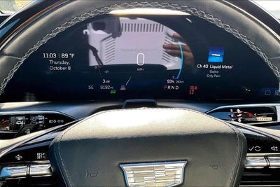 2026 Cadillac VISTIQ Platinum