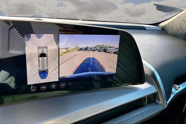 2026 Cadillac VISTIQ Platinum