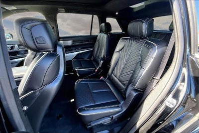 2026 Cadillac VISTIQ Platinum