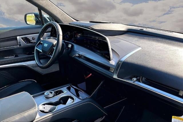 2026 Cadillac VISTIQ Platinum