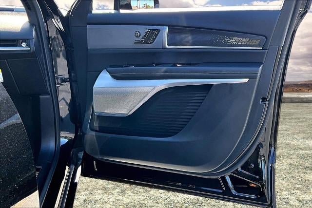 2026 Cadillac VISTIQ Platinum