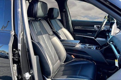 2026 Cadillac VISTIQ Platinum