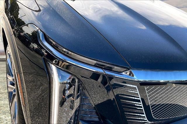 2026 Cadillac VISTIQ Platinum