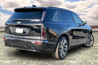 2026 Cadillac VISTIQ Platinum