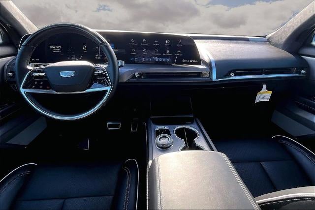 2026 Cadillac VISTIQ Platinum