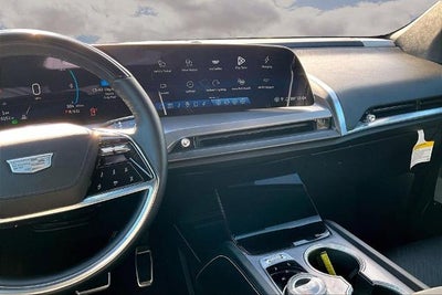 2026 Cadillac VISTIQ Platinum