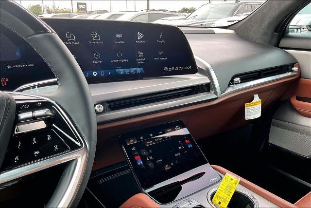 2026 Cadillac VISTIQ Platinum