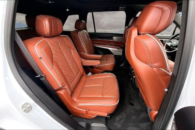 2026 Cadillac VISTIQ Platinum