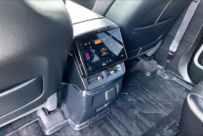 2026 Cadillac VISTIQ Platinum