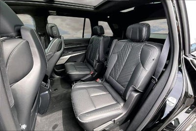 2026 Cadillac VISTIQ Platinum