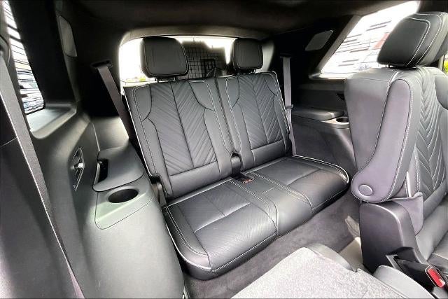 2026 Cadillac VISTIQ Platinum