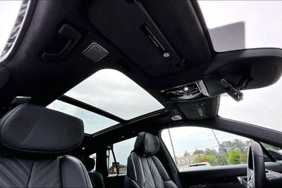 2026 Cadillac VISTIQ Platinum