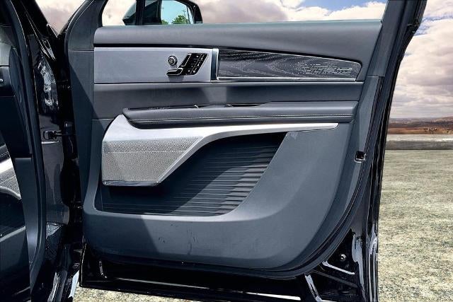 2026 Cadillac VISTIQ Platinum