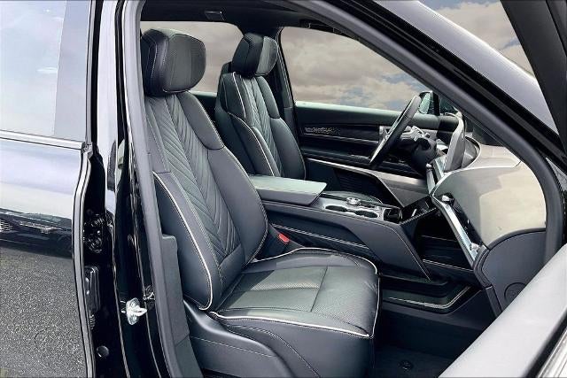 2026 Cadillac VISTIQ Platinum