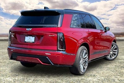 2026 Cadillac VISTIQ Platinum