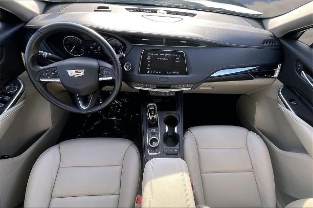 2023 Cadillac XT4 Luxury