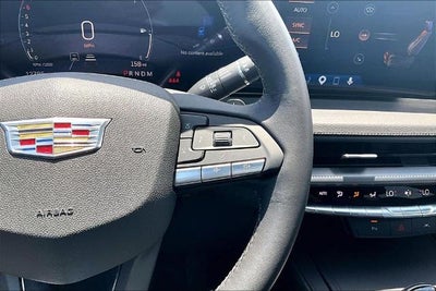 2025 Cadillac XT4 Premium Luxury