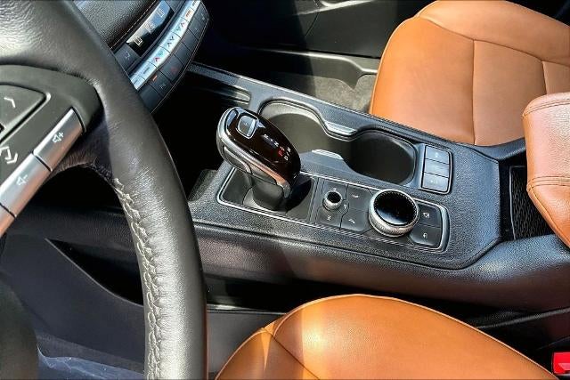 2022 Cadillac XT4 Premium Luxury