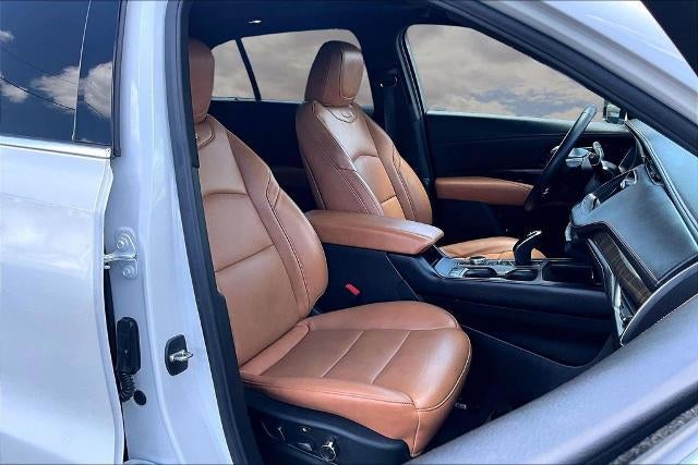 2022 Cadillac XT4 Premium Luxury