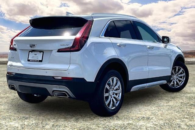 2022 Cadillac XT4 Premium Luxury