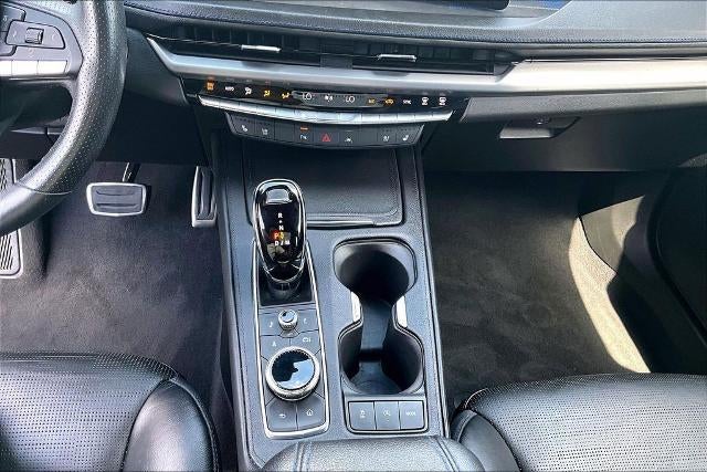 2024 Cadillac XT4 Sport