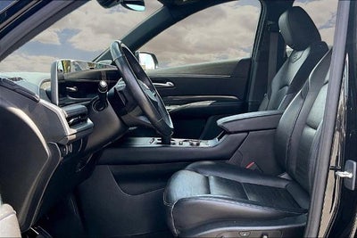 2024 Cadillac XT4 Sport