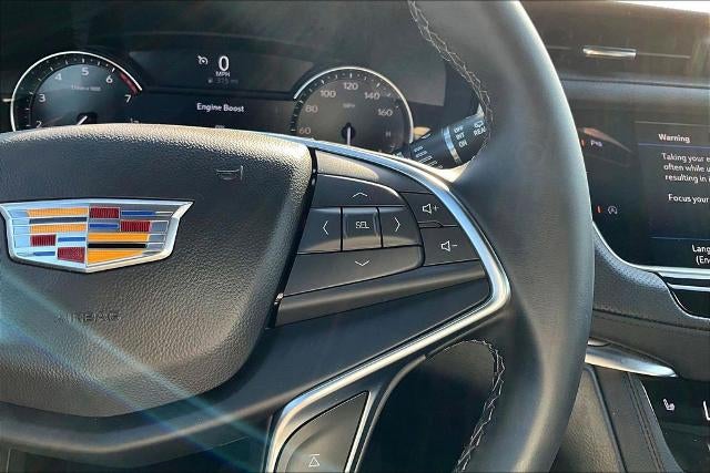 2025 Cadillac XT5 Luxury