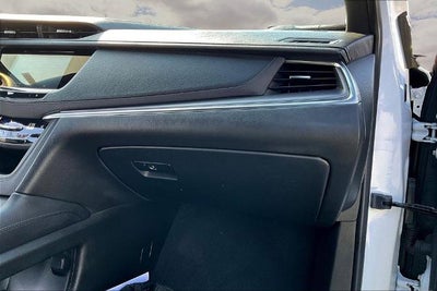 2025 Cadillac XT5 Luxury