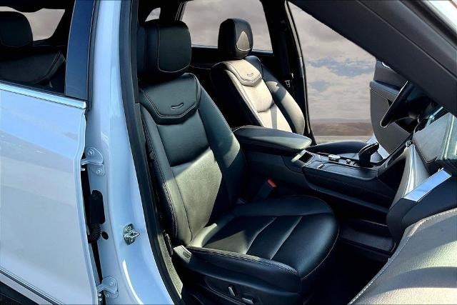 2025 Cadillac XT5 Luxury