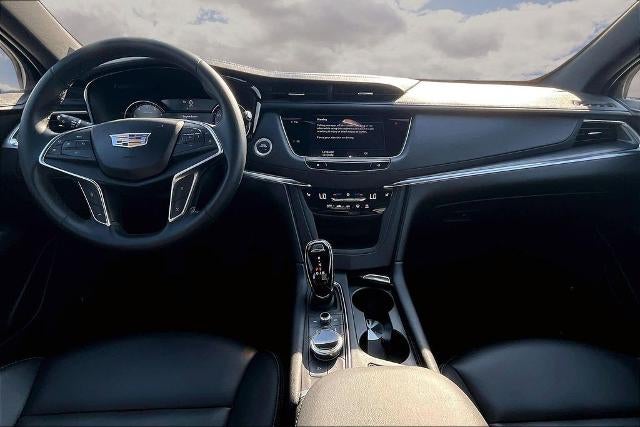 2025 Cadillac XT5 Luxury